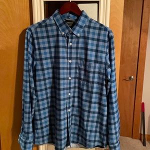 Men’s long sleeve shirt
